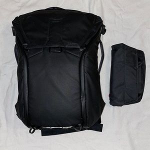 Everyday 20L Backpack (Black)